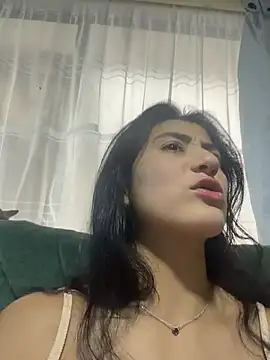 fiorella paris online show from April 4, 9:21 pm