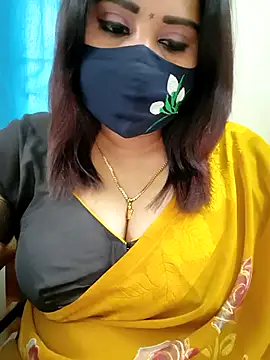 Queenflowerr online show from May 6, 7:01 am