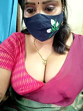 Queenflowerr online show from February 23, 5:57 pm