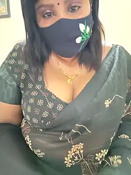 Snapshot of Queenflowerr chatting on November 4, 2:54 pm Queenflowerr online show from November 4, 2:54 pm