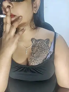 Snapshot of Sexy-Monikaa chatting on March 21, 6:38 am Sexy-Monikaa online show from March 21, 6:38 am