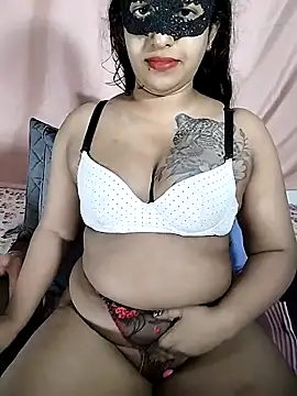 Snapshot of Sexy-Monikaa chatting on September 25, 7:42 pm Sexy-Monikaa online show from September 25, 7:42 pm