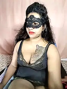 Snapshot of Sexy-Monikaa chatting on September 16, 9:32 am Sexy-Monikaa online show from September 16, 9:32 am