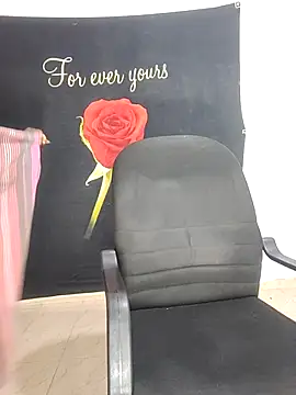 Snapshot of Sexy-Monikaa chatting on March 14, 10:38 pm Sexy-Monikaa online show from March 14, 10:38 pm