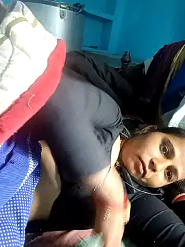 Snapshot of Bhakti_Bedi chatting on February 28, 3:04 am Bhakti Bedi online show from February 28, 3:04 am