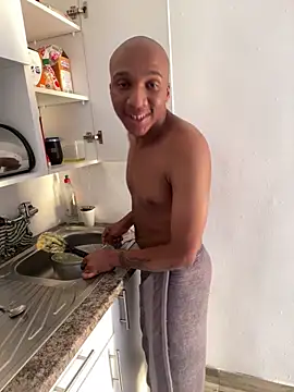 sydmanyoba online show from February 1, 2:59 pm