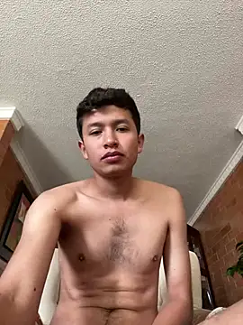 Snapshot of sebaxx8_ chatting on January 23, 6:24 pm sebaxx8 online show from January 23, 6:24 pm