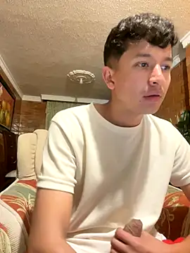 Snapshot of sebaxx8_ chatting on October 14, 3:07 am sebaxx8 online show from October 14, 3:07 am