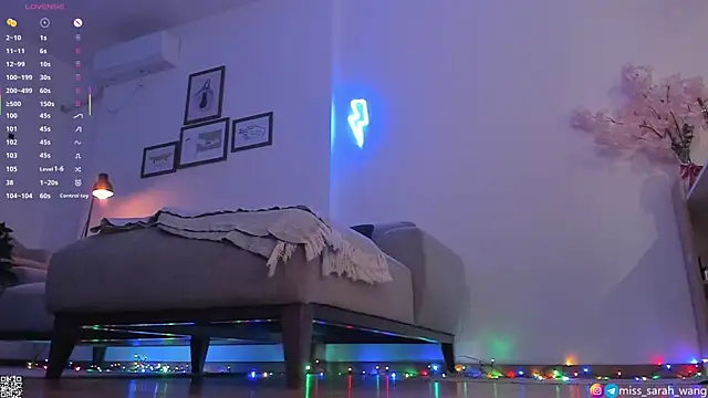 sarah wang online show from April 15, 4:22 pm