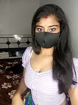 Love-N online show from April 12, 6:33 pm