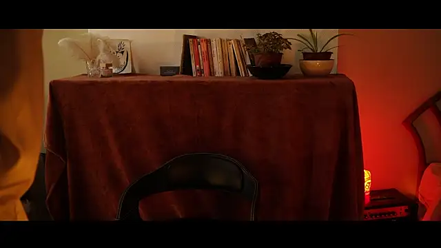 9Calliope online show from April 10, 1:40 pm