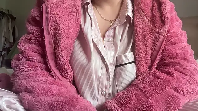 blissdimicco online show from April 4, 1:28 pm