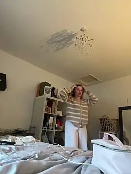 blissdimicco online show from December 22, 11:32 am