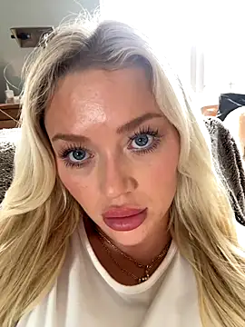 blissdimicco online show from October 21, 11:42 am