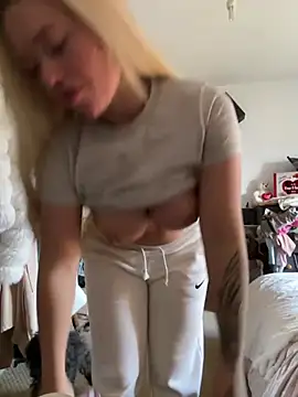 blissdimicco online show from March 12, 11:32 am