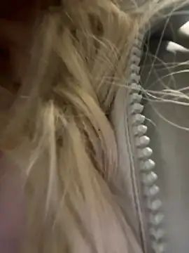 blissdimicco online show from November 11, 10:54 am