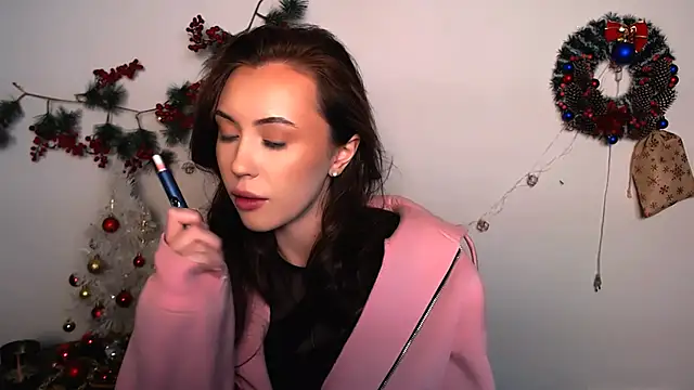 Snapshot of Nikonara_Love chatting on February 6, 2:57 pm Nikonara Love online show from February 6, 2:57 pm