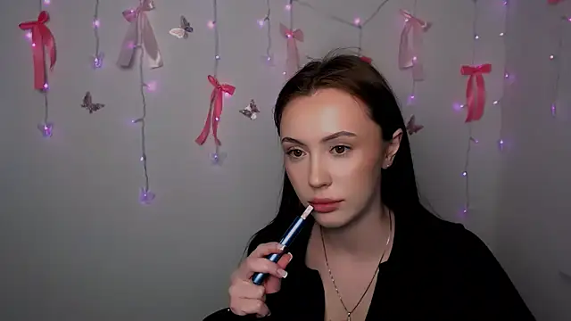 Snapshot of Nikonara_Love chatting on February 11, 4:18 pm Nikonara Love online show from February 11, 4:18 pm