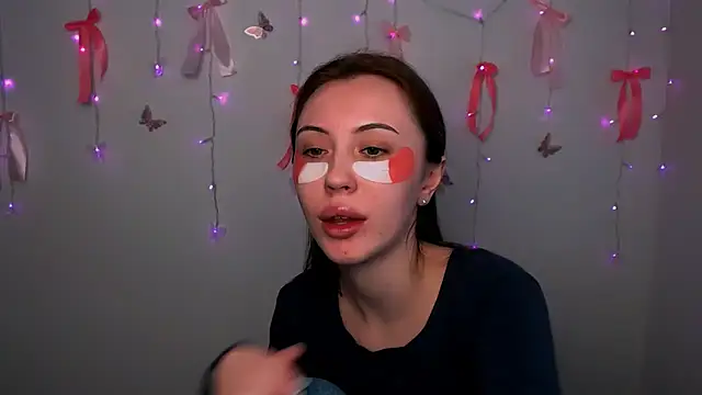 Snapshot of Nikonara_Love chatting on February 23, 1:23 pm Nikonara Love online show from February 23, 1:23 pm