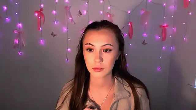 Snapshot of Nikonara_Love chatting on December 16, 1:15 pm Nikonara Love online show from December 16, 1:15 pm