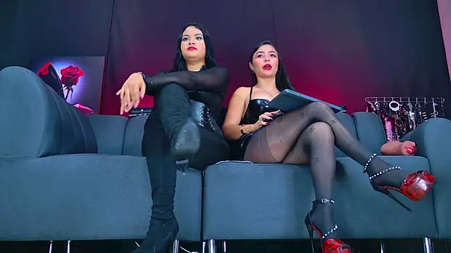 Snapshot of KaramStone chatting on November 3, 3:26 pm KaramStone online show from November 3, 3:26 pm