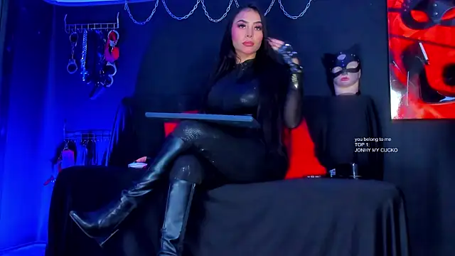 KaramStone online show from February 5, 6:59 pm