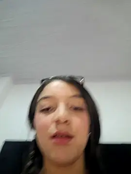 Briannasweeth17 online show from March 19, 5:28 pm