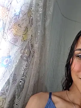 Snapshot of novinhatransexy chatting on May 28, 6:14 pm novinhatransexy online show from May 28, 6:14 pm