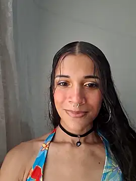 Snapshot of novinhatransexy chatting on June 11, 5:54 pm novinhatransexy online show from June 11, 5:54 pm
