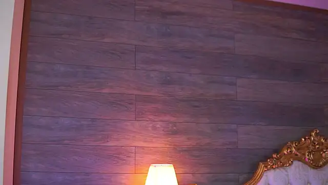 Juicy Jessye online show from November 21, 10:20 pm