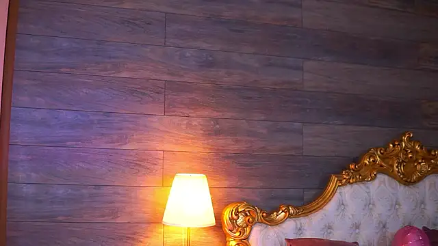 Juicy Jessye online show from March 11, 8:36 pm