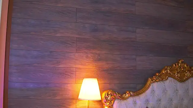 Juicy Jessye online show from March 31, 7:49 pm