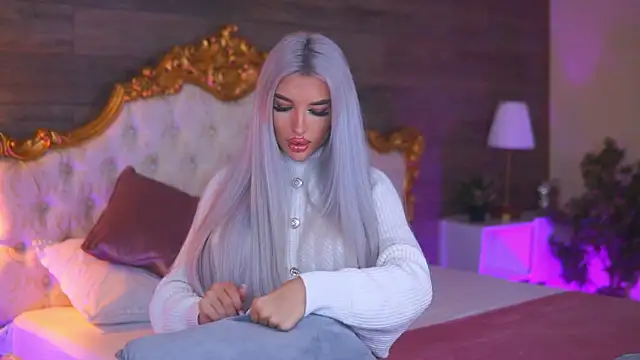 Juicy Jessye online show from January 6, 8:46 pm