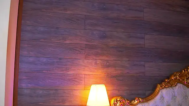 Juicy Jessye online show from March 20, 9:16 pm