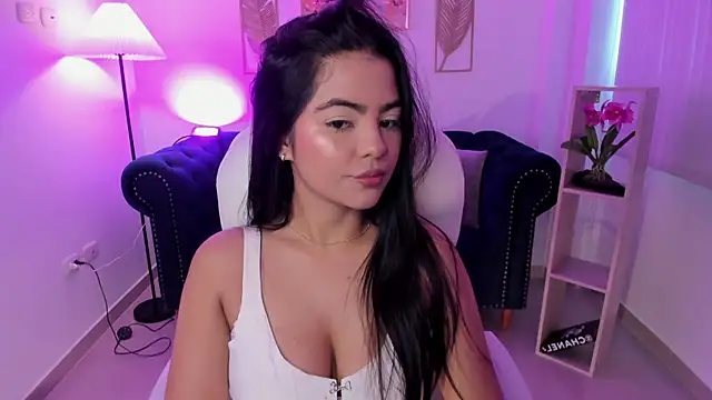 Layla Breezee online show from March 31, 11:56 am