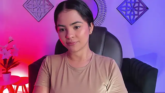 Layla Breezee online show from March 26, 11:08 am