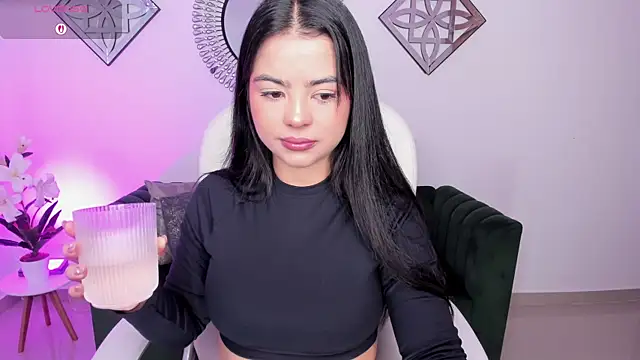 Layla Breezee online show from September 11, 11:43 am