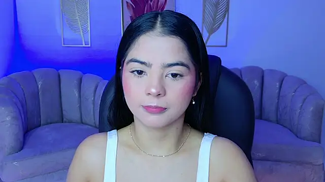 Layla Breezee online show from May 17, 11:54 am