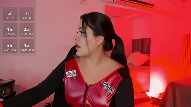 bonnieAn online show from April 26, 11:29 am