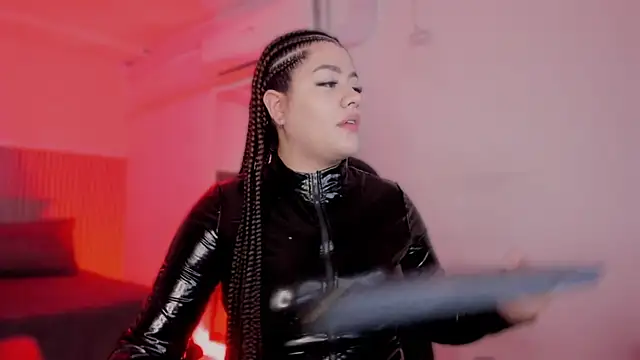 bonnieAn online show from November 23, 11:20 am