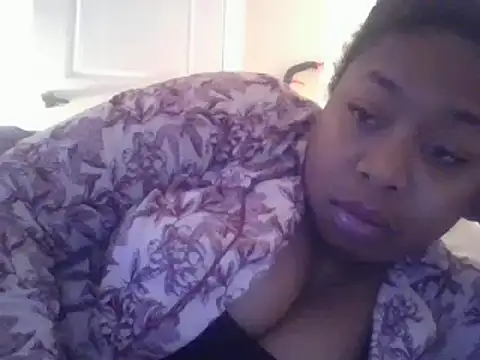 Snapshot of angeliquebelcali chatting on March 8, 12:11 am angeliquebelcali online show from March 8, 12:11 am