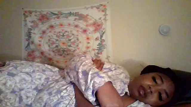 angeliquebelcali online show from November 5, 6:49 am