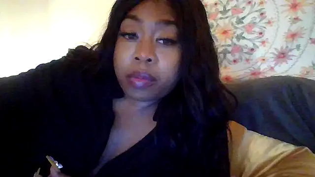 Snapshot of angeliquebelcali chatting on September 11, 4:45 am angeliquebelcali online show from September 11, 4:45 am