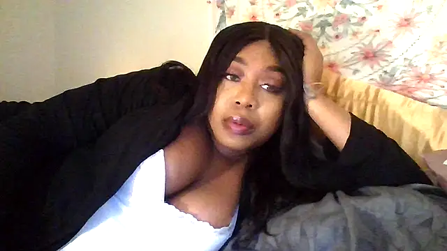 Snapshot of angeliquebelcali chatting on September 21, 2:06 am angeliquebelcali online show from September 21, 2:06 am