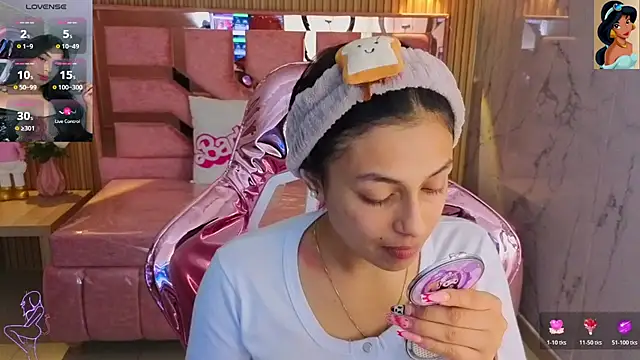 lilith petit sub online show from November 6, 3:10 am