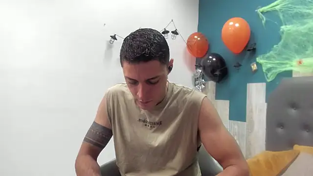 Frank Millers online show from October 24, 8:08 pm