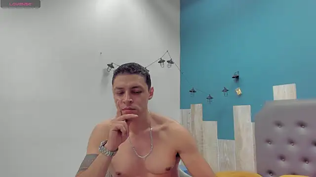 Frank Millers online show from November 5, 7:50 pm