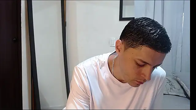 Frank Millers online show from March 13, 3:17 pm