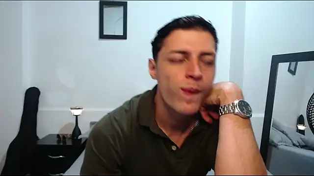 Frank Millers online show from May 15, 10:52 pm
