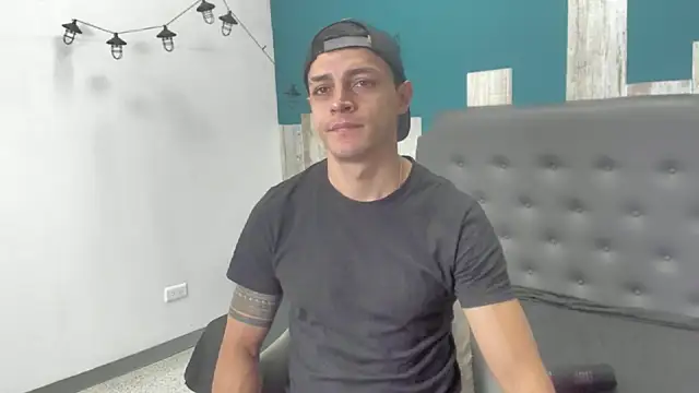 Frank Millers online show from October 3, 8:10 pm